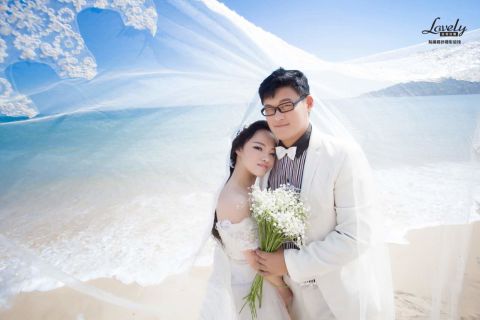 In February, Sun got married to Liu Defang, whom she met through a mutual friend in 2013.