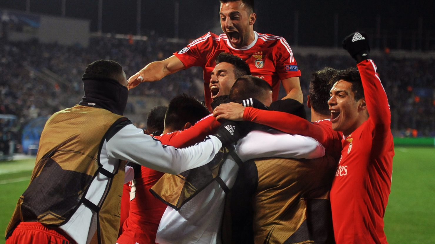 Benfica celebrates after winning in Russia