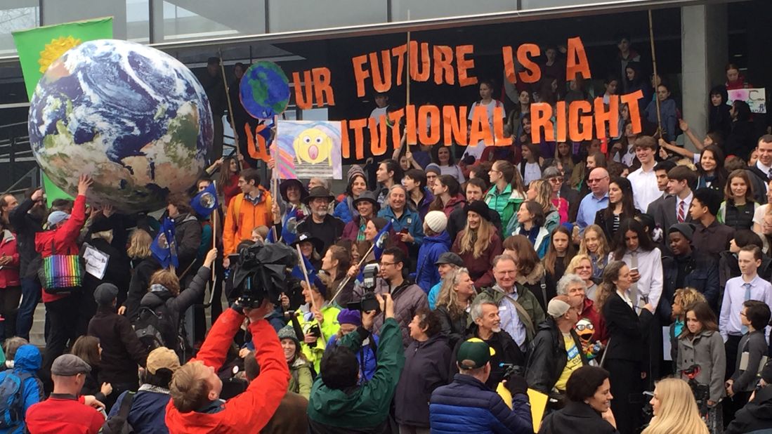 This group of young plaintiffs claims the administration is failing to protect their right to a habitable planet. The US Government has <a href="http://blogs2.law.columbia.edu/climate-change-litigation/wp-content/uploads/sites/16/case-documents/2018/20180717_docket-18A65_application.pdf" target="_blank" target="_blank">filed a motion</a> with the Supreme Court to halt the trial, which is set for 29 October.