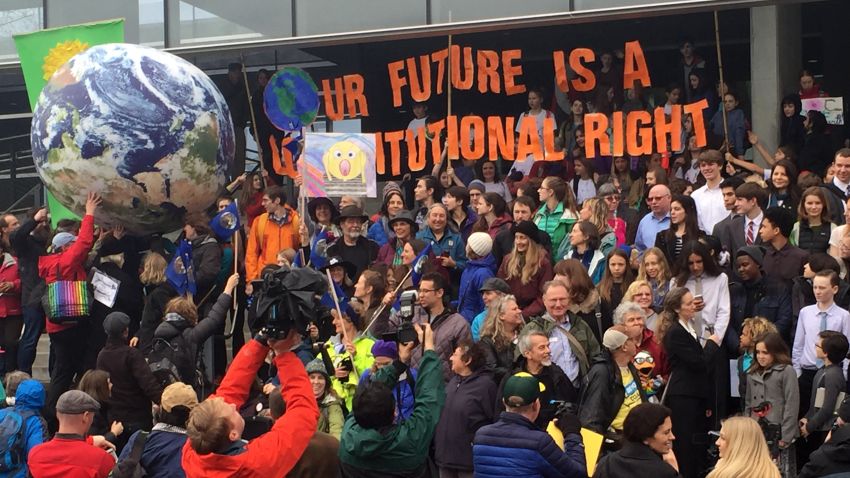 A group of kids is suing the U.S. government -- and Obama -- over climate change, saying the administration is failing to protect the future and their right to a habitable planet.