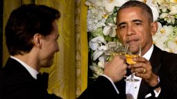 President Barack Obama toasts Canadian Prime Minister Justin Trudeau, left, during a State Dinner in the East Room of the White House in Washington, Thursday, March 10, 2016. (AP Photo/Jacquelyn Martin)