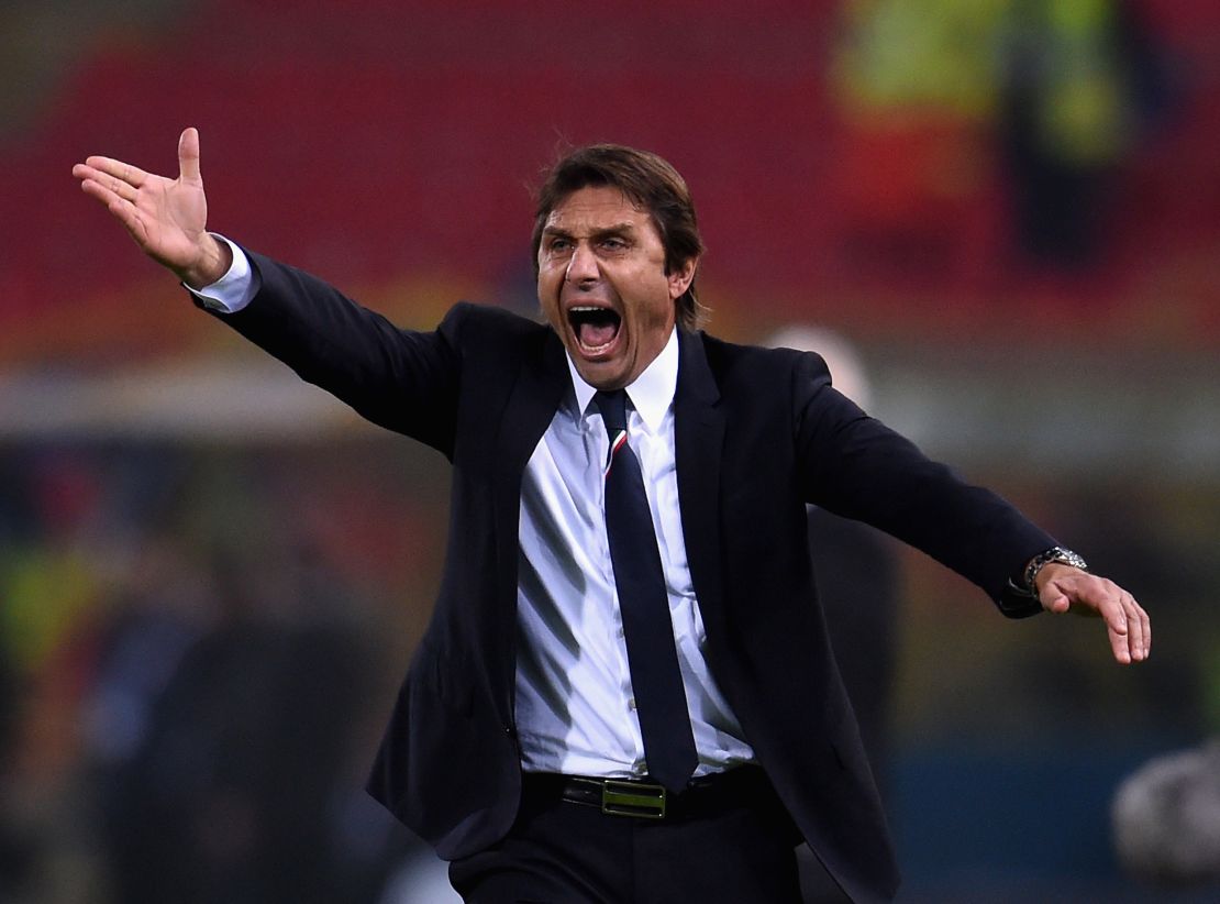 Chelsea manager Antonio Conte served a four-month ban in 2012  for failing to report match-fixing while at Siena. 