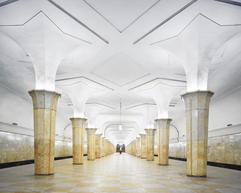 Originally intended to connect to the never-realized Palace of the Soviets (an ambitious neo-classical state building), Kropotkinskaya Station was designed to be both seem both professional and sophisticated.  