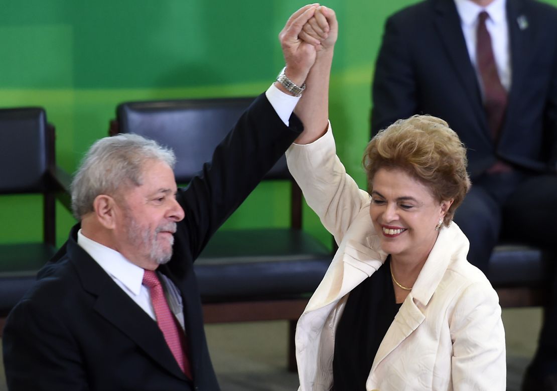 Former Brazilian President Luiz Inacio Lula da Silva alongside current President Dilma Rousseff at the former's swearing-in ceremony as chief of staff on March 17, 2016.