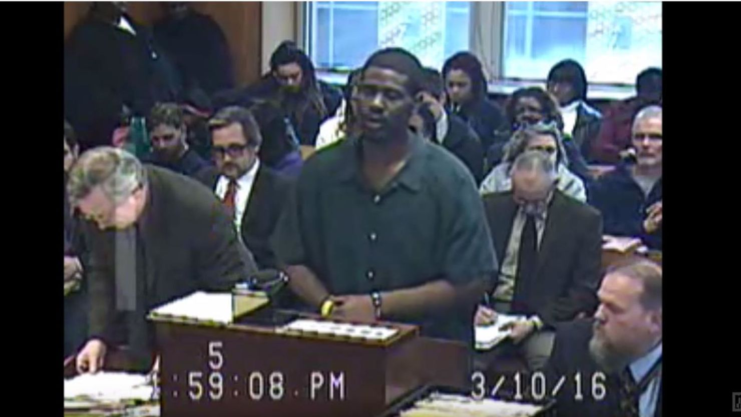 Brian Earl Taylor sings an apology before being sentenced in an Ann Arbor, Michigan, courtroom.