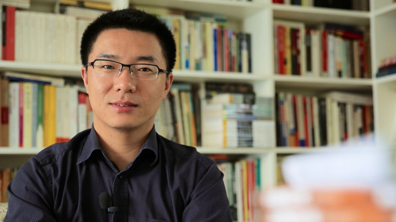 Jia Jia is a columnist active on political issues; he has about 85,000 followers on Twitter.