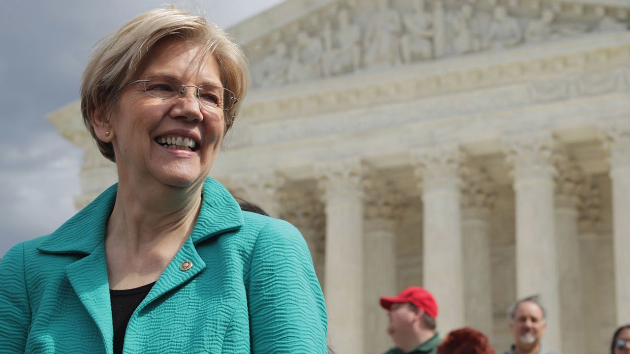 Sen. Elizabeth Warren (D-MA) joins fellow Senate Democrats for a news conference in front of the Supreme Court to call on Senate Majority Leader Mitch McConnell (R-KY) and Republicans to 'Do Your Job' March 17, 2016 in Washington, DC.