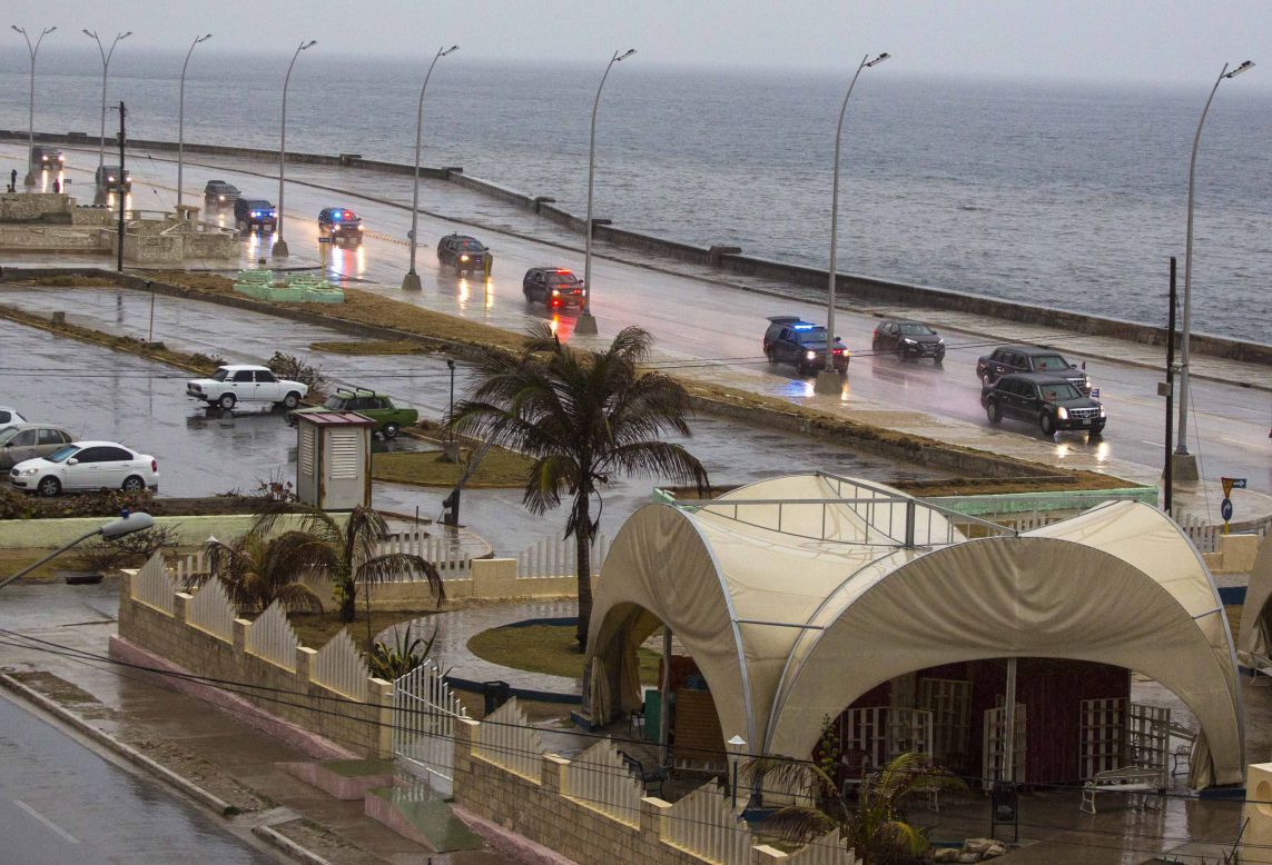 Obama's convoy drives along the Malecon sea wall on March 20.