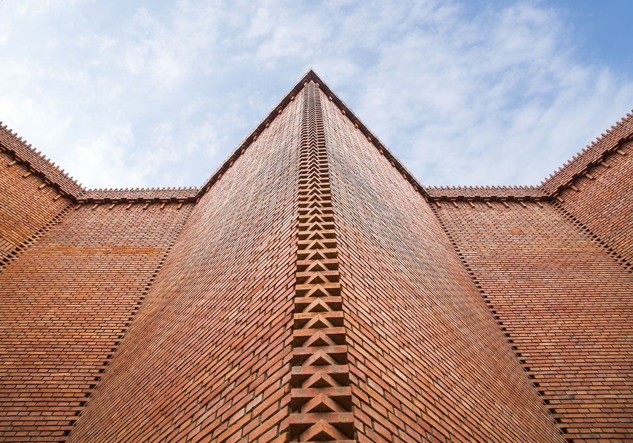 While beautiful, the building remains largely empty of art. It was designed by Beijing architect, Dong Yugan.