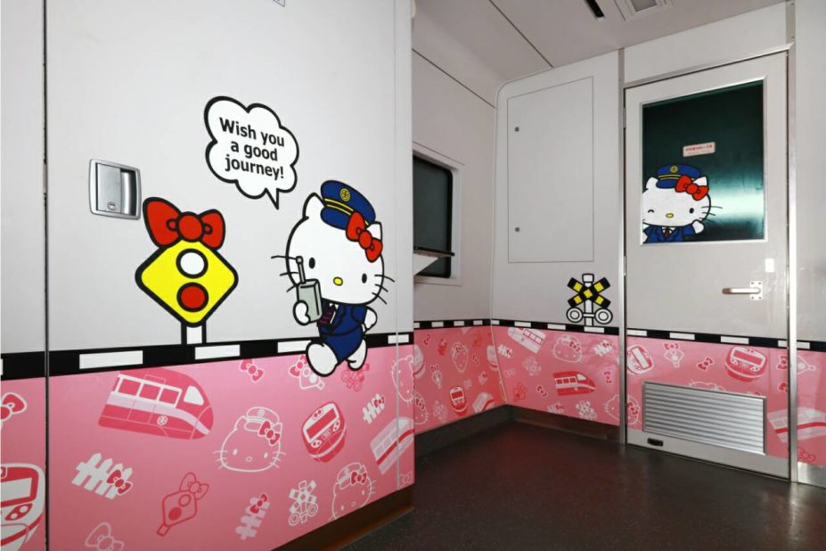 "Traces of the Hello Kitty train master can be found everywhere to create a sense that she's traveling with passengers together," says the Taiwan Railways Administration. We believe. 