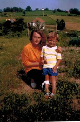 A young Admir Cevjanovic with his mother Rahmana.