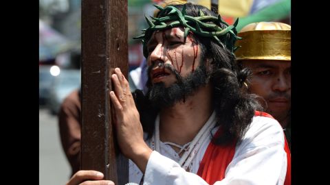 An actor plays Jesus in a street play in Manila on March 24.