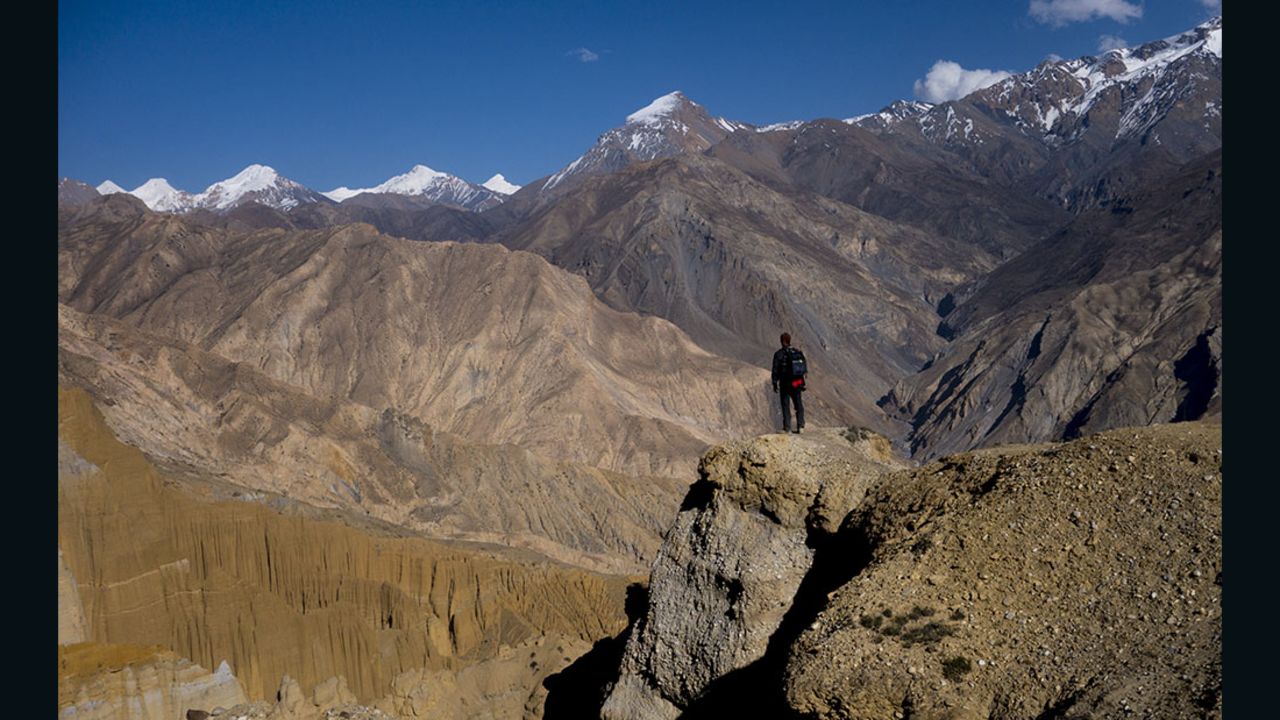 Mustang, meaning fertile plain, is a high altitude desert of rocks, stones, and soil in shades of brown, ochre and red.