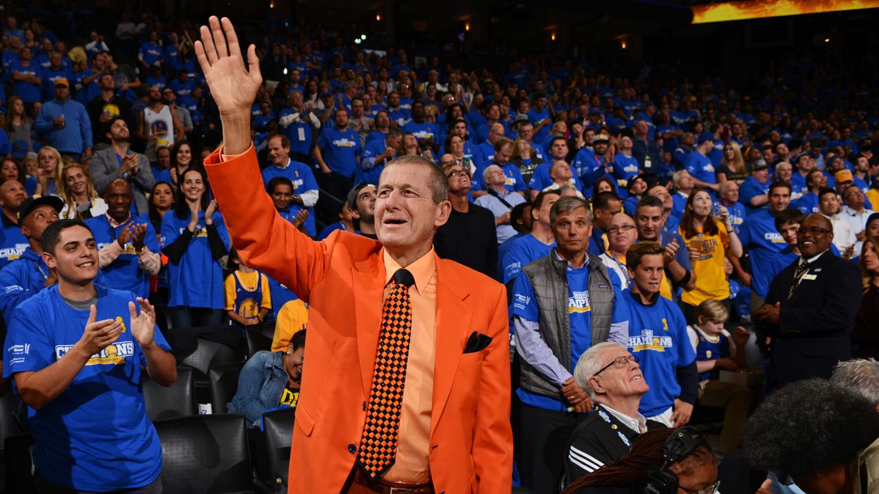 <a href="http://www.cnn.com/2016/12/15/us/craig-sager-dies/index.html" target="_blank">Craig Sager</a>, the longtime Turner Sports sideline reporter best known for his colorful -- and at times fluorescent -- wardrobe, passed away December 15 of last year after battling acute myeloid leukemia, the network said. Here, Sager waves to the crowd before an NBA basketball game in October 2015.
