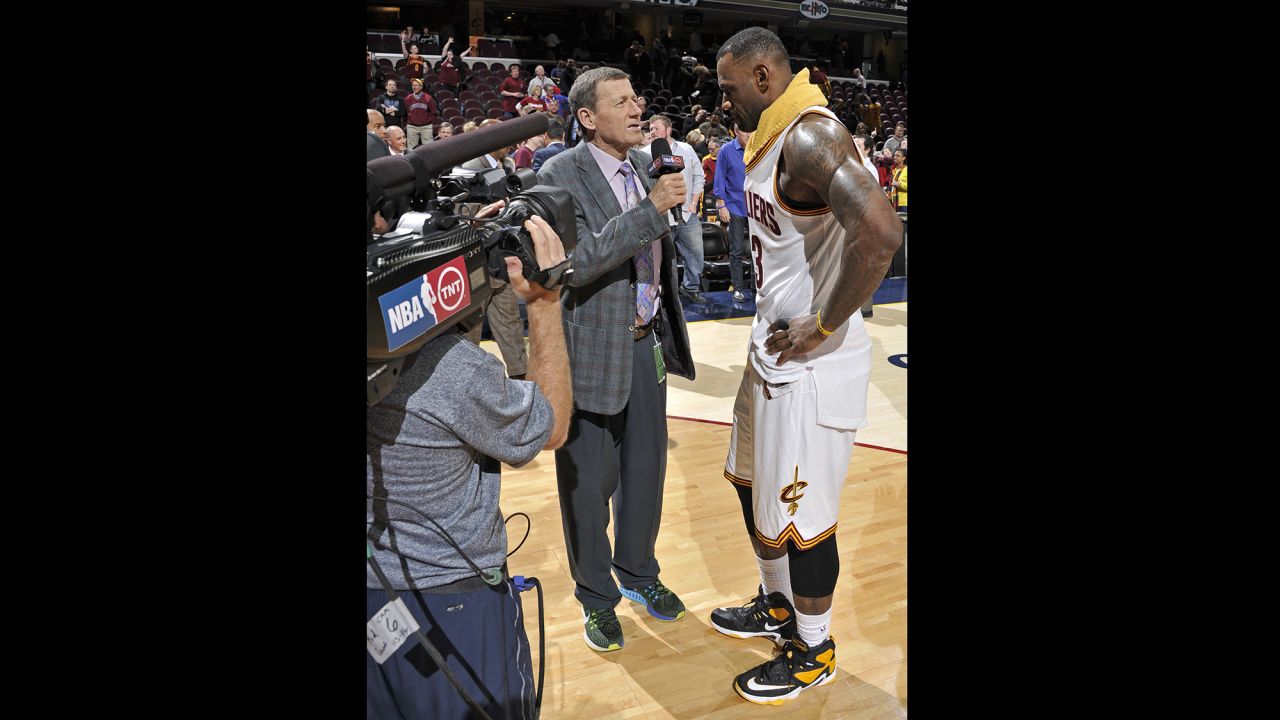 Sager speaks with LeBron James after a Cleveland Cavaliers game in January 2016. "Guys in the NBA really like him because he's fair," former NBA great Charles Barkley <a href="http://bleacherreport.com/articles/2383247-craig-sagers-harrowing-and-emotional-journey-back-to-the-nba" target="_blank" target="_blank">told Bleacher Report</a> about Sager. "He'll ask tough questions, but they are fair questions."