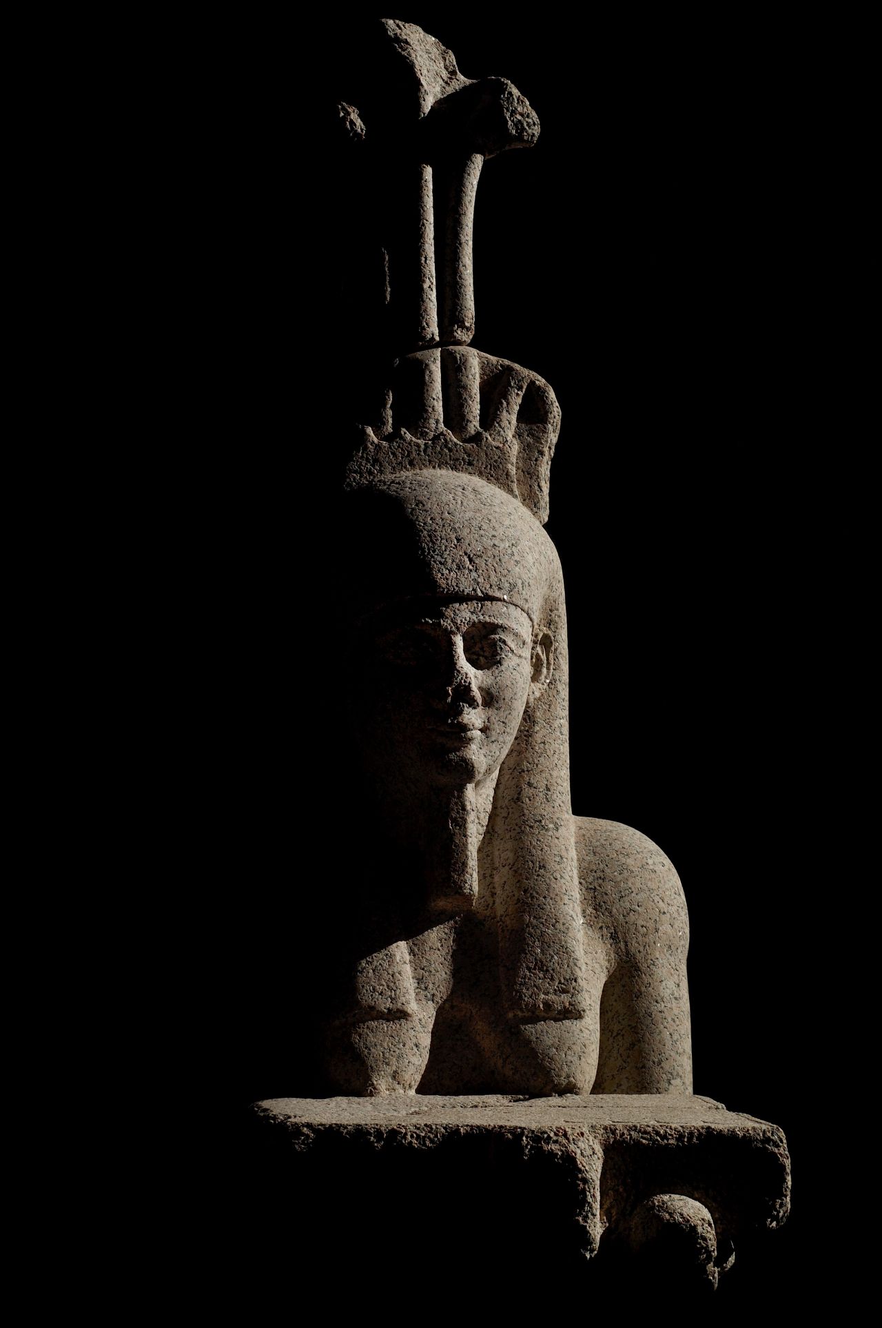 Hapy, god of the flooding of the Nile, was a symbol of abundance and fertility. The example on display dates from the Early Ptolemaic period. During that time, the Greek rulers of Canopus and Thonis- Heracleion commissioned statues of their likeness, though they also made sure to feature Egyptian affectations. The example on display dates from the 4th century BC. A century later, the Greek rulers of Egypt, the Ptolemies, added statues of their likeness next to Hapy colossus and made sure to feature Egyptian affectations<br />