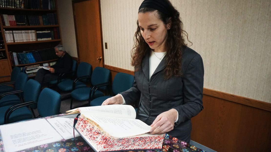Kagedan says she is certain "only positive outcomes will emerge from having men and women working in the rabbinate and being accessible to the community."