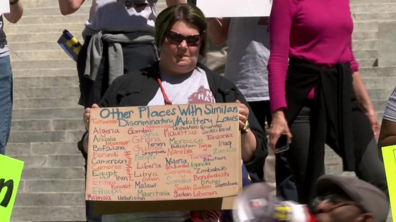 mississippi religious freedom bill rally pkg_00002916.jpg