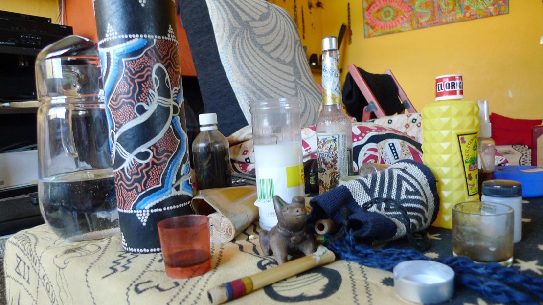 Paraphernalia used in the ayahuesca therapy session.