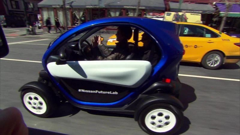 Nissan scoot deals electric car