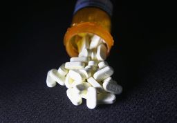 Oxycodone pain pills