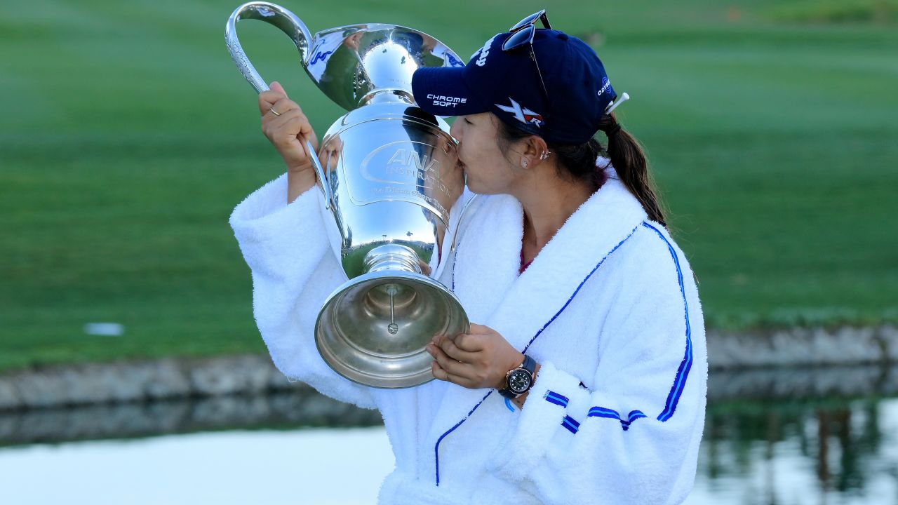 Lydia Ko holds the trophy after the final round of the 2016 ANA Inspiration.