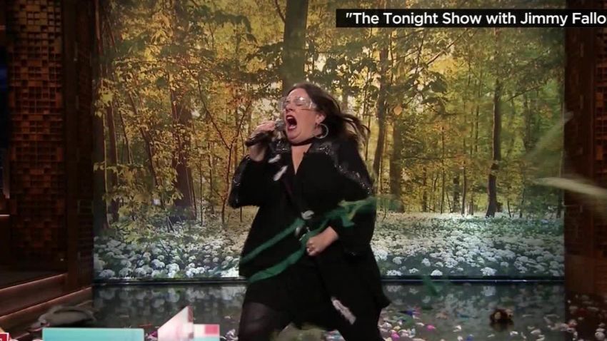 Melissa Mccarthy Lip Sync Battle Full Video Melissa McCarthy dominates in lip sync battle | CNN