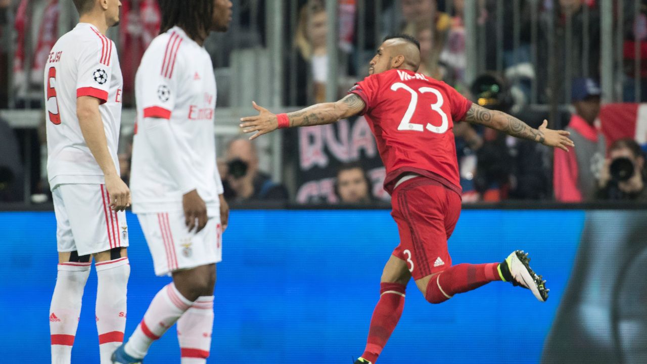 Bayern Munich's Chilean midfielder Arturo Vidal celebrates scoring the only goal of its clash with Benfica.