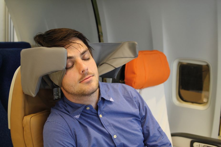 Ergonomics Expert Designs the Perfect Airplane Seat