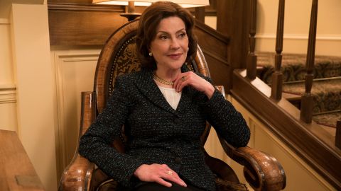 Emily Gilmore (Kelly Bishop) is as stylish as ever. 