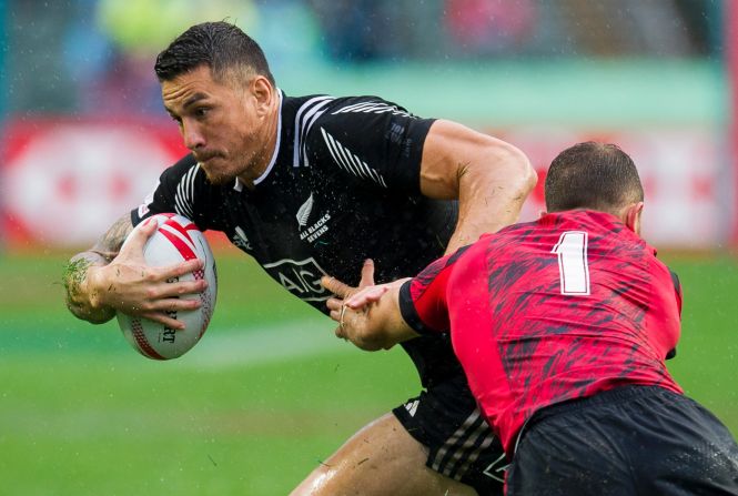 Sonny Bill Williams helped New Zealand finish second at the Hong Kong Sevens in April 2016. After the final in which his team was beaten by Fiji, Williams handed over his runners-up trophy to eight-year-old Coop Rodda.