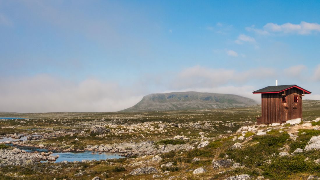 <strong>Enontekio, Finland: </strong>This remote Arctic outhouse, offering a view of Finland's Salmivaara Fell, lies on Europe's most northerly hiking trail. (Picture credit: <a href="https://500px.com/" target="_blank" target="_blank">500px</a>)