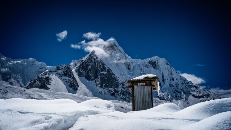 <strong>Sagarmatha National Park, Nepal: </strong>At 6,812 meters, Nepal's Ama Dablam is no Everest. But the plumbing is better. (Picture credit: <a href="index.php?page=&url=https%3A%2F%2F500px.com%2F" target="_blank" target="_blank">500px</a>)