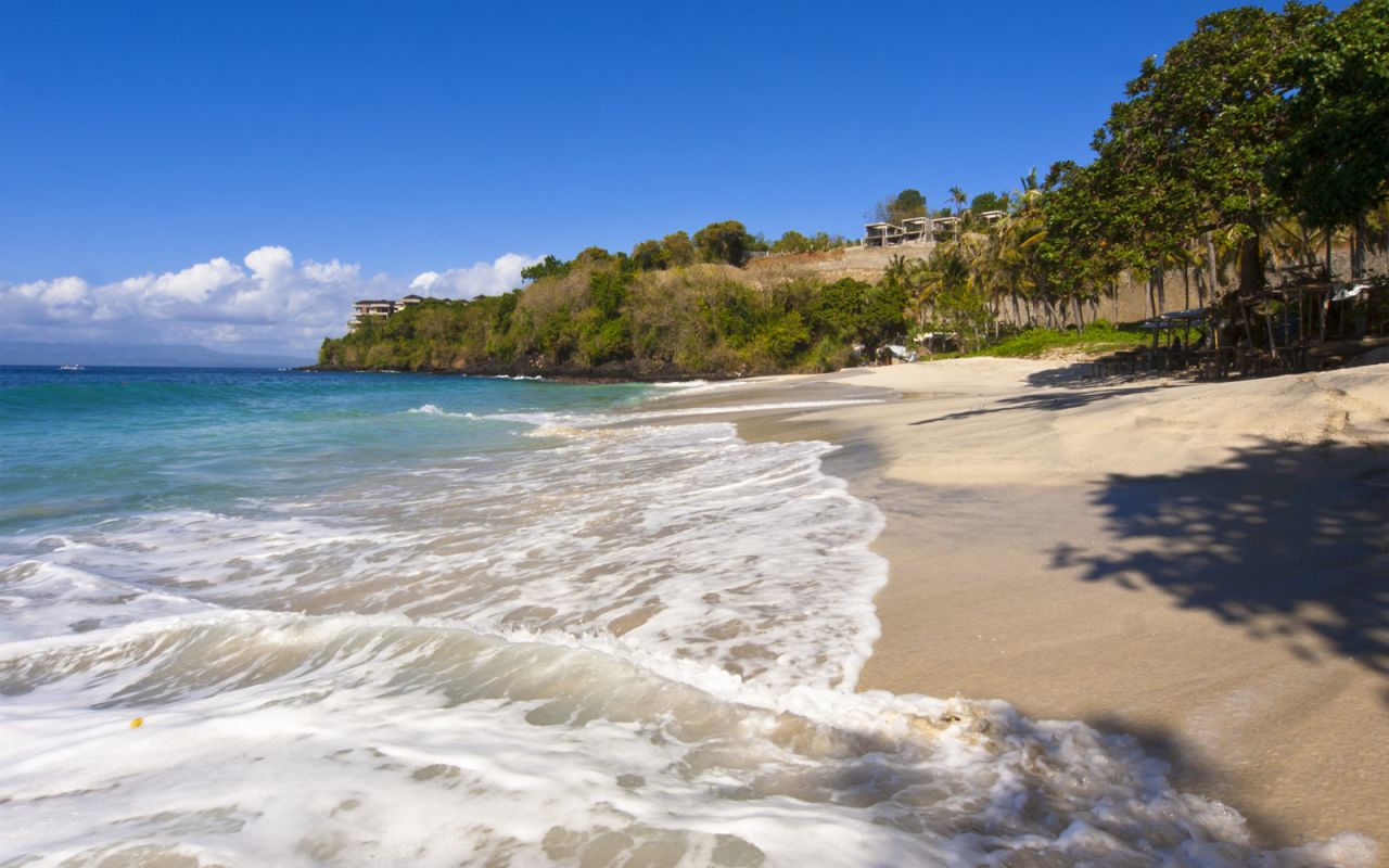 <strong>Bias Tugal: </strong>This beach is accessible only through a rough and rocky path, but the effort is worth it. You'll practically have the white sand, coconut trees and turquoise water to yourself.