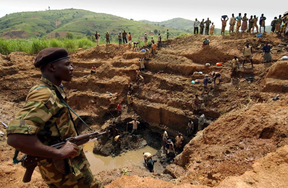 A gold mine in the Democratic Republic of Congo. Global Witness believe Uganda's gold rush may be fueled by minerals from conflict areas. 
