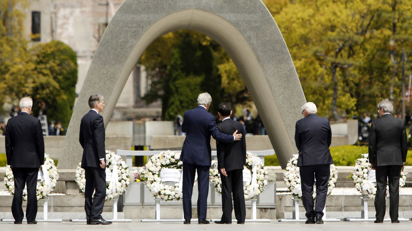 U.S. Secretary of State John Kerry puts his arm around Japanese Foreign Minister Fumio Kishida after G-7 foreign ministers laid wreaths at the Hiroshima Peace Memorial Park in Hiroshima, Japan, on Monday, April 11. Kerry is <a href="http://www.cnn.com/2016/04/11/politics/john-kerry-hiroshima-memorial/" target="_blank">the first sitting secretary of state</a> to visit the memorial. <a href="http://www.cnn.com/2016/04/08/world/gallery/week-in-photos-0408/index.html" target="_blank">See last week in 33 photos</a>