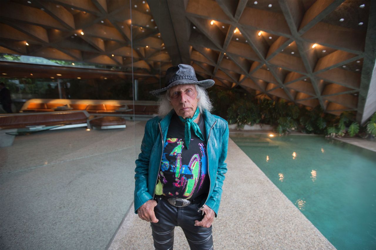 NBA superfan James Goldstein announced he will donate his John Lautner-designed home -- and all its contents -- to the Los Angeles County Museum of Art (LACMA). 