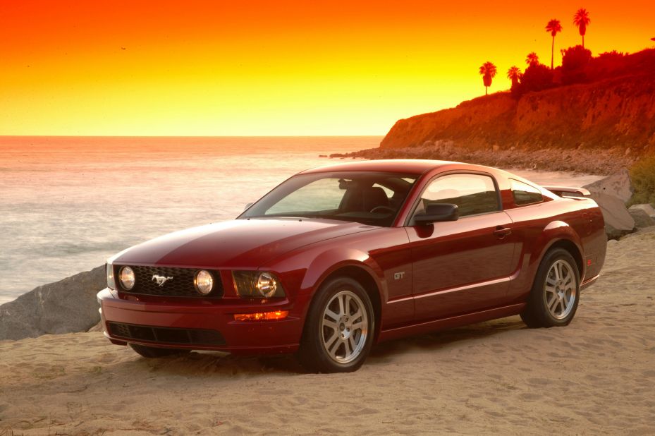The fifth-generation Mustang reverted to a sleeker fastback and shark-bite front with round headlamps, recalling the first generation models.