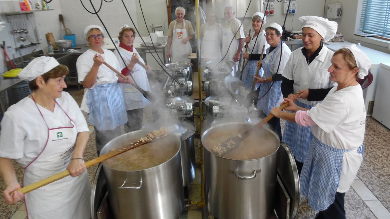 Pizzighettone has plenty of local lore and tradition, much to do with food. Saint Bassiano's tripe is named after a holy patron who is said to have saved the village from the raids of Frederick Barbarossa in the 12th century.