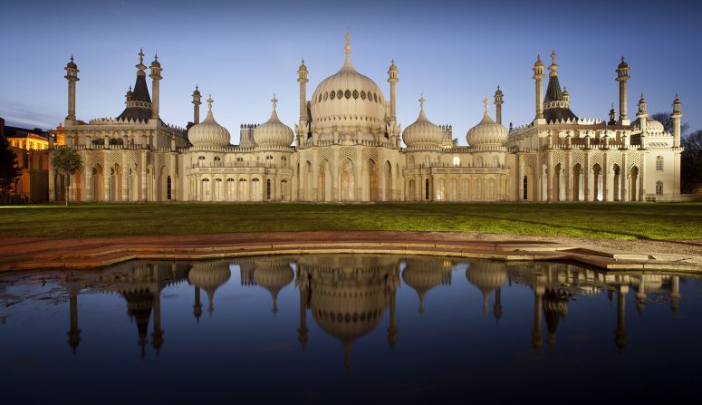 The southern seaside town of Brighton has its own eccentric answer to the Taj Mahal. Built for King George IV, the 193-year-old <a href="index.php?page=&url=http%3A%2F%2Fbrightonmuseums.org.uk%2Froyalpavilion%2F" target="_blank" target="_blank">Royal Pavilion</a><em> </em>is now open to the public as a museum. It houses an ice rink from November to January each year.