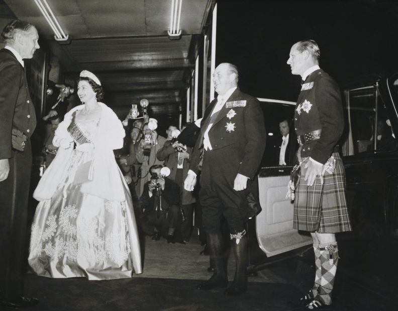 <a href="https://www.royalcollection.org.uk/exhibitions/fashioning-a-reign-90-years-of-style-from-the-queens-wardrobe" target="_blank" target="_blank"><em>Fashioning a Reign: 90 Years of Style from The Queen's Wardrobe</em></a>, a new three-part exhibition, will show over 150 of Queen Elizabeth II's most memorable outfits. Here are some of the highlights on show. 