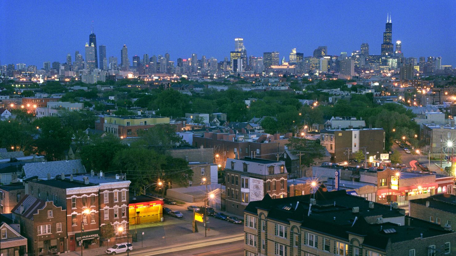 chicago neighborhoods skyline