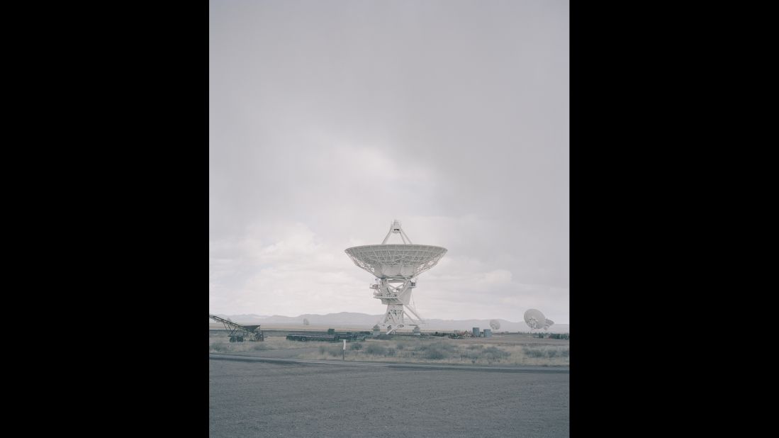 There are 27 radio telescopes that make up the Very Large Array, an observatory in the New Mexico desert.