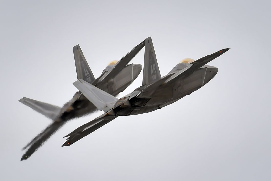 Two US Air Force F-22 Raptors fly over Alaska in 2016.