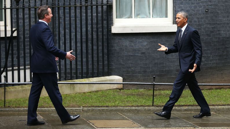 Obama arrives at Downing Street to meet with Cameron on April 22. <a href="index.php?page=&url=http%3A%2F%2Fwww.cnn.com%2F2016%2F04%2F22%2Fpolitics%2Fbarack-obama-david-cameron-press-conference%2Findex.html">The American leader is urging British voters to reject the chance to leave the European Union</a> in a national referendum scheduled for June.