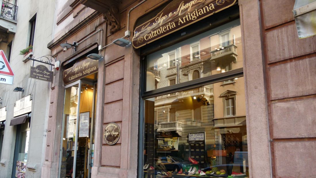 Italian craftsmanship at its best: Ago e Spago sells traditional brogues and loafers for men and women. 