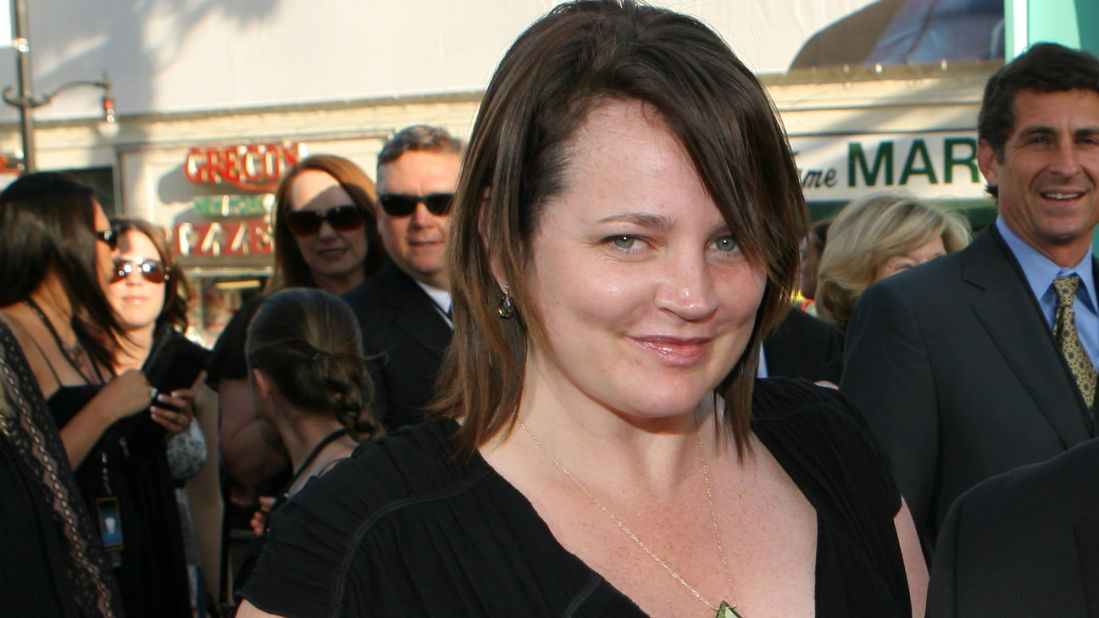 <a href="http://www.cnn.com/2016/04/23/entertainment/michelle-mcnamara-death-oswalt-irpt/index.html" target="_blank">Michelle McNamara</a>, the crime writer who founded the website TrueCrimeStory.com and the wife of popular comedian Patton Oswalt, died April 21, her husband's publicist confirmed. She was 46. No cause of death was provided.