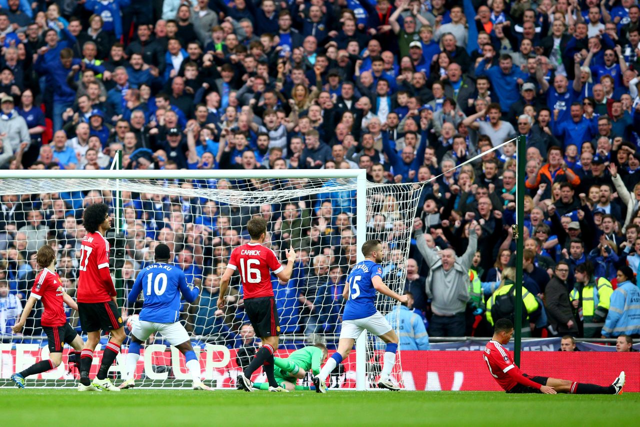 Everton did equalize but through an own goal from United defender, Chris Smalling.