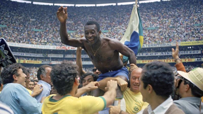 Les quatre meilleurs moments de Pelé : Coupes du monde et service national