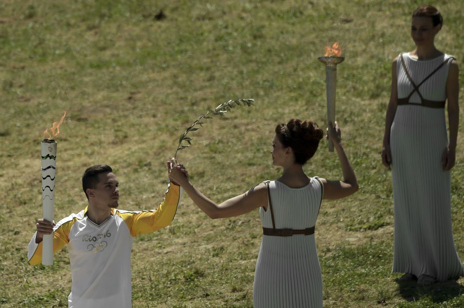 On this occasion, that honor was bestowed upon Eleftherios Petrounias of Greece. 